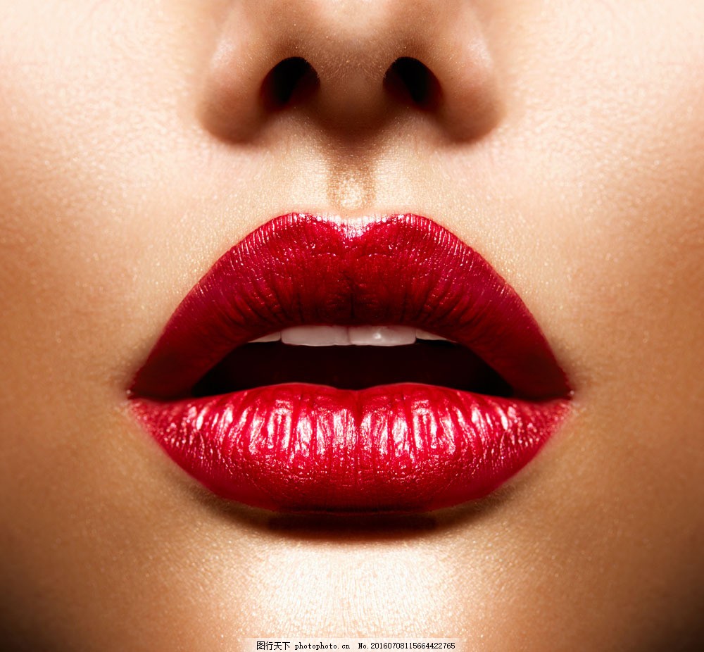 性感红唇摄影图片