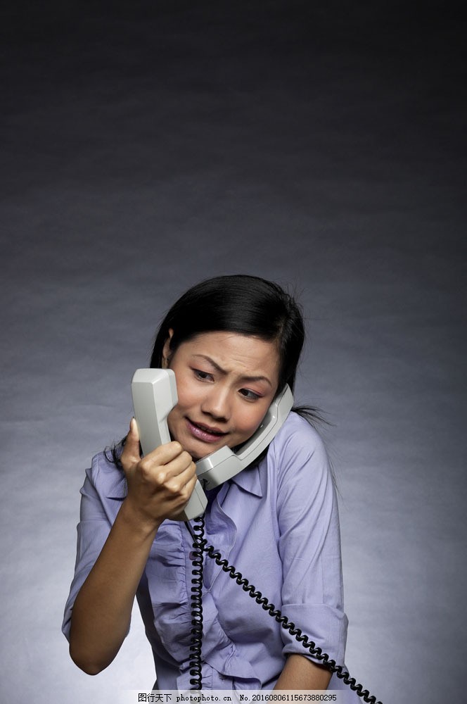 忙着接电话的女人图片素材,商业人物,商业,商务女性,职场,商务美女,美女,白领,繁忙,忙,接电话,多个电话,拿着,生活人物,人物图片,图片素材